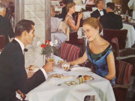 Sala da Pranzo dell'Augustus, da brochure pubblicitaria. Collezione Frulio-Leone